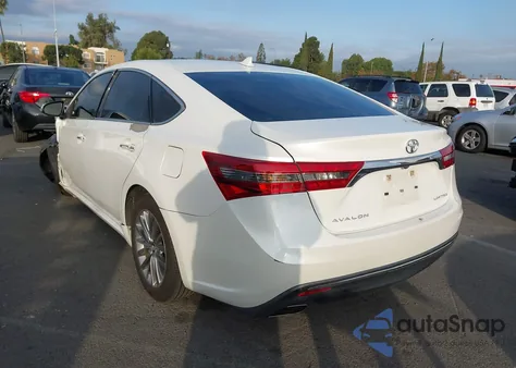 2017 Toyota Avalon Limited z USA, uszkodzony, nr VIN 4T1BK1EB1HU243884
